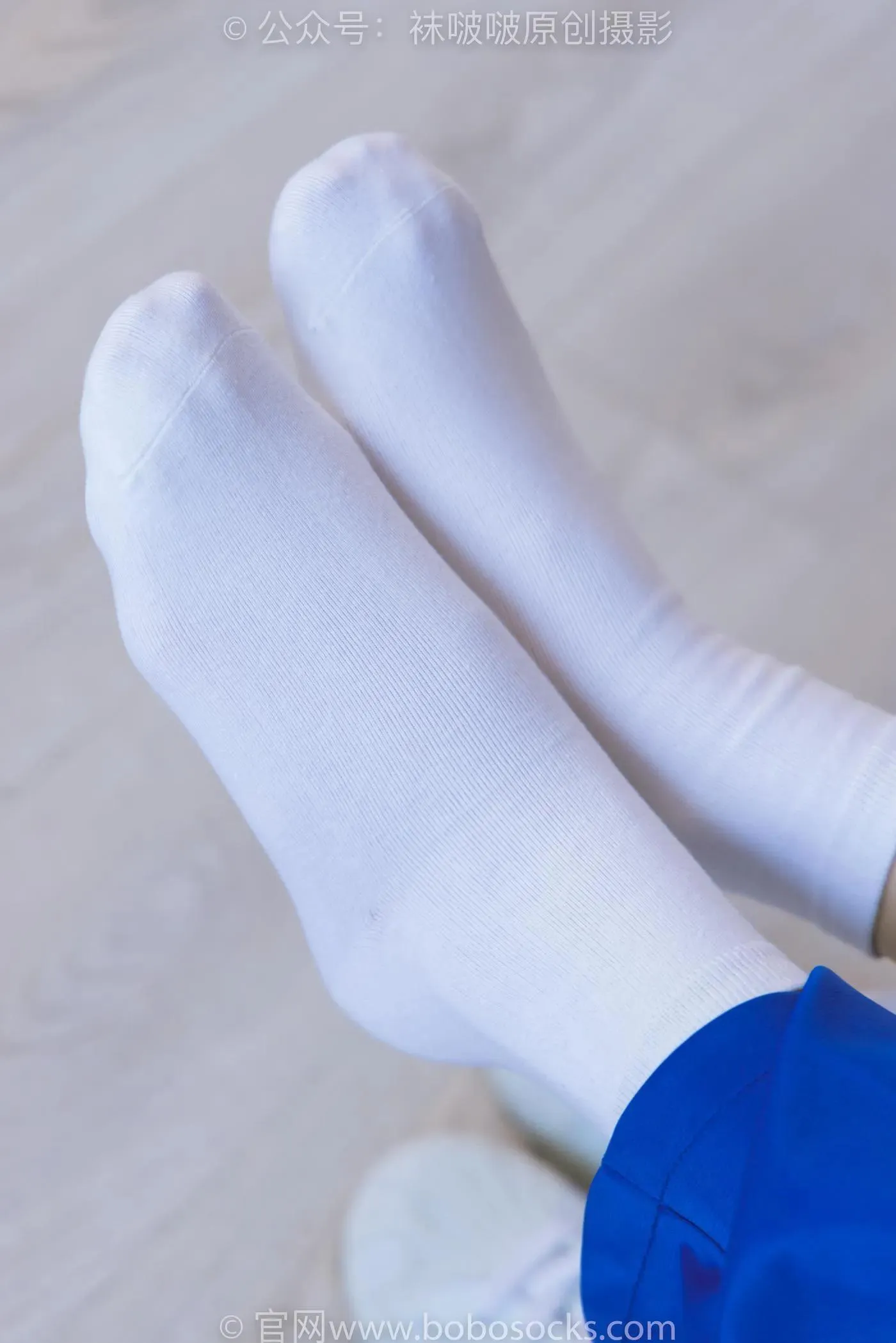 [BoBoSocks袜啵啵]NO.193 小沫-贝壳头板鞋、白棉袜、肉丝、校服裤里丝 [140P]插图7